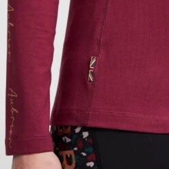 Women's Team Long Sleeve Base Layer In Mulberry -Clothing Store go 614477 h